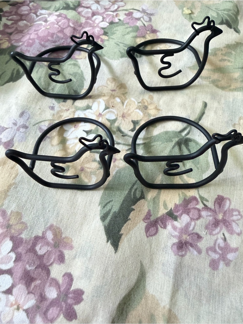 Chicken napkin rings set of 4 black metal